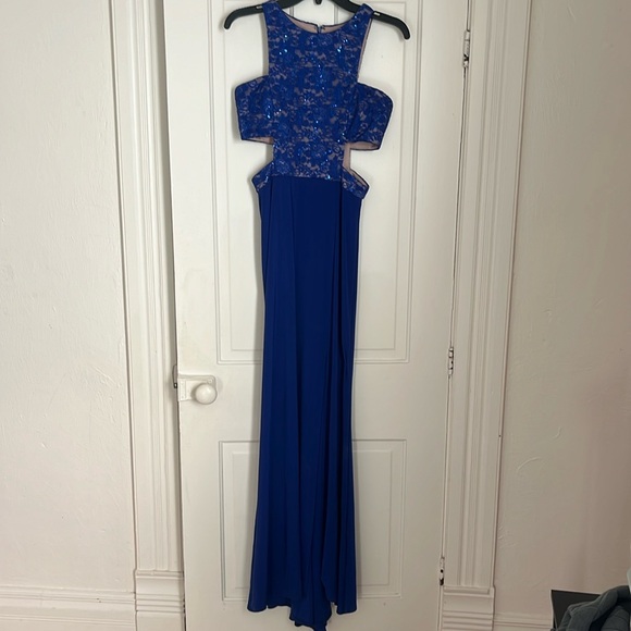 Blue prom dress size 5/6 maxi dress - Picture 1 of 3